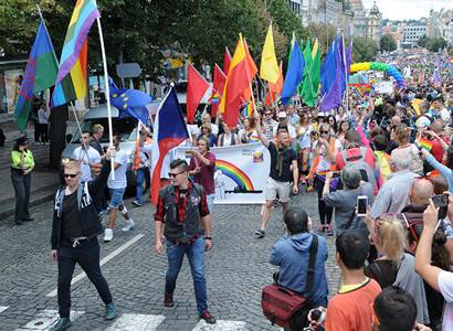 „Tradiční rodina utlačuje děti.“ A po článku o Prague Pride začalo dusno