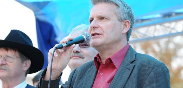 Grospič (KSČM): Sociální témata po volbách pravicové kolegy už příliš nezajímají, ale...