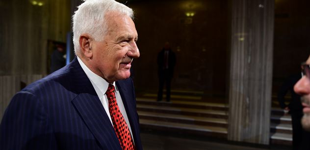 Václav Klaus byl pozván do sněmovny: Devadesátá léta byla nejúspěšnější dekádou v naší historii