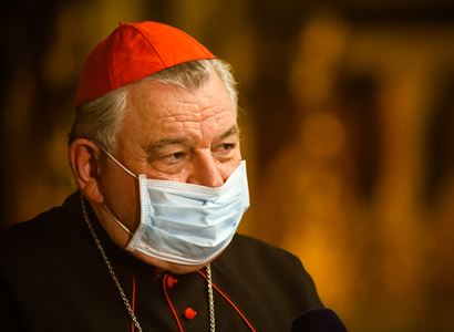 Kardinál Duka v Budapešti, nepáral se s tím: Hodnoty naší kultury jsou nahrazovány převlečeným marxismem