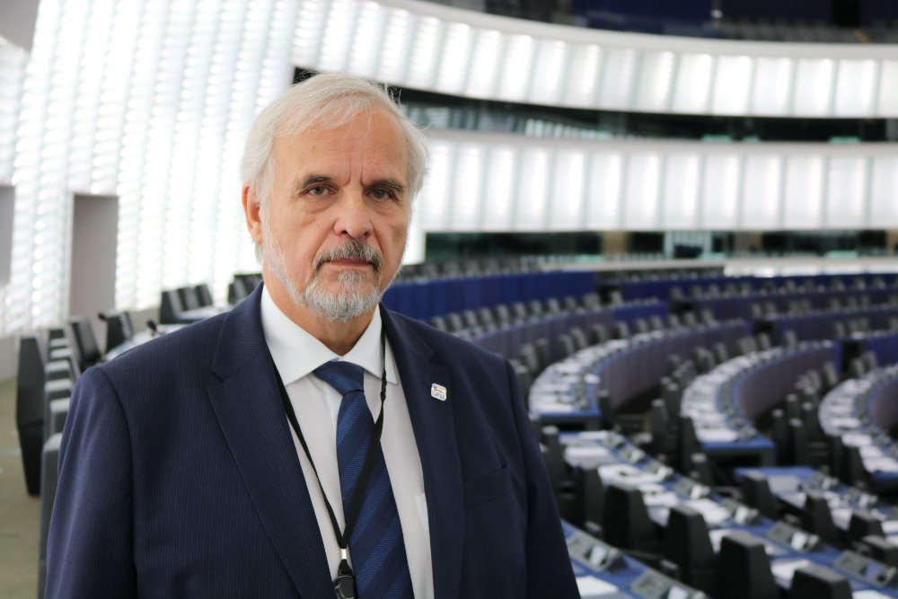 Ivan David: Peníze na pomoc - exekutorům? | ParlamentniListy.cz – politika ze všech stran - Vimarsana News