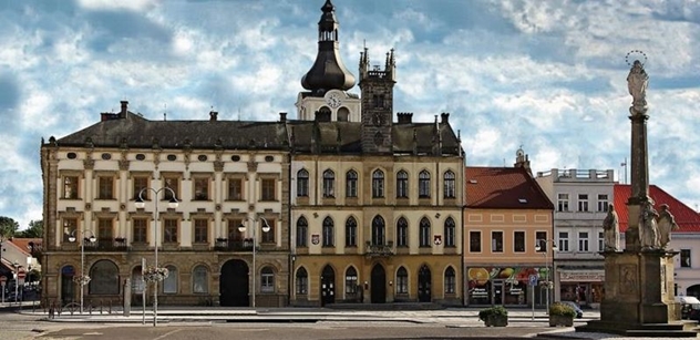 Hořice: Výstava o holocaustu českých Romů a Sintů na radnici