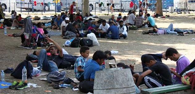 Do Rakouska dorazilo z Maďarska více než 3500 migrantů