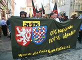 Protesty v Ostravě začaly. Lidé žádají tvrdší tresty za zneužívání dávek