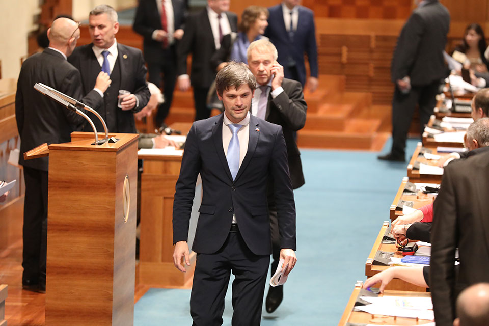 Senát podpořil korespondenční volbu prezidenta a poslanců | ParlamentniListy.cz – politika ze všech stran - Vimarsana News
