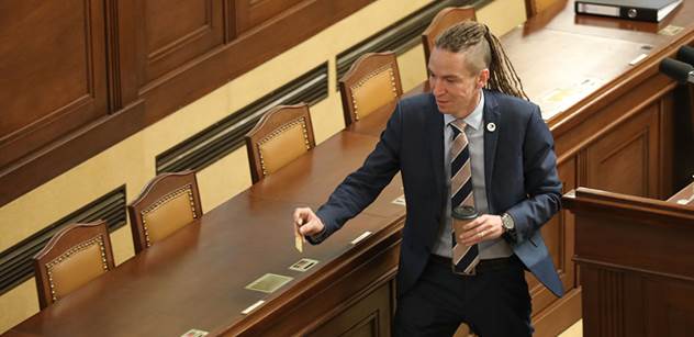 Ministr Bartoš: Sněmovna schválila návrh na levnější i dostupnější energie pro občany