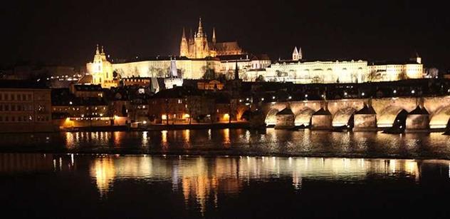 Česká města jsou v zimě přesvícená, lidé hůře spí, hrozí jim vážné zdravotní problémy