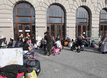 Stanové městečko v pražské Troji je téměř plné, azyl tu našlo 142 uprchlíků