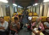 Uprchlíci v mezinárodním vlaku v Břeclavi ještě v ...