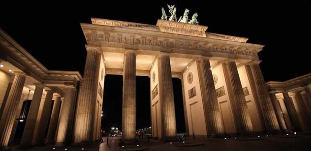 Hlavně klid a žádná rychlá řešení. Němečtí komentátoři excelují po masakru v Berlíně