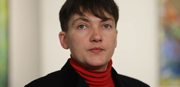 Porošenko je nepřítel národa, udeřila Nadija Savčenková. A další bomby o Ukrajině