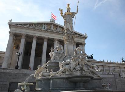 Richard Seemann: Vraždu nezletilé dívky projednával rakouský parlament