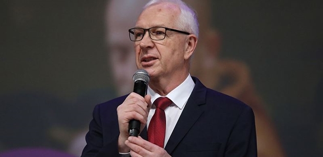 Senátor Drahoš: Přál bych si vládu, která nebude jen populisticky rozdávat