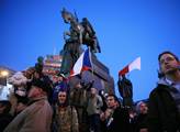 Oleg Gubin: Na Václavském náměstí zavlála vítězná vlajka islandské revoluce