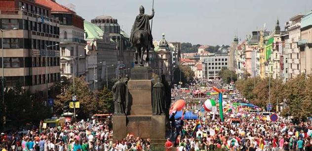 V Praze začne festival Prague Pride. Hájkův Protiproud mapuje aktivity odpůrců