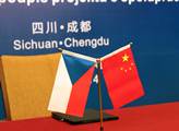 Zeman se v Pekingu vyslovil pro to, aby EU zrušila víza pro Číňany