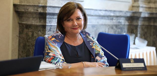 Ministryně Schillerová: Trestných činů v oblasti daňové kriminality ubylo