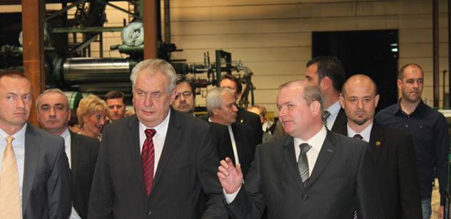 Zeman vydal na návštěvě Srbska velice ostré prohlášení o Kosovu. Podívejte se