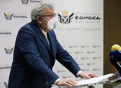 Vladimír Dlouhý: Podnikatelé s pomocí Ukrajině neváhají