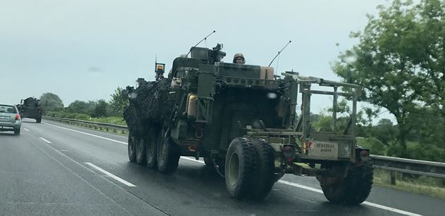 Přesun amerického vojenského konvoje přes Česko začne v úterý