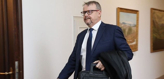 Onderka z ČSSD spustil: Andrej Babiš je vlastník ANO, to si tu nemusíme vykládat... A ministr Ťok se rozčílil