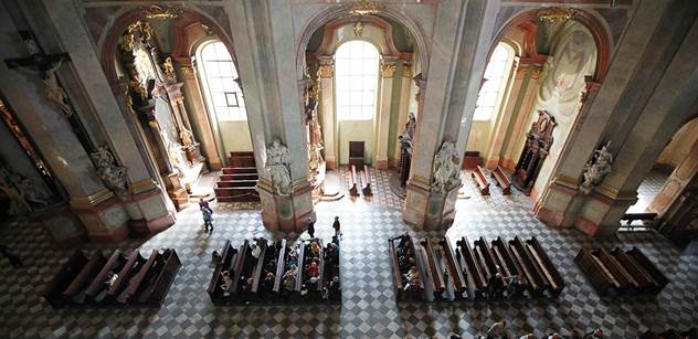František Kuba: Mešita v kostele…