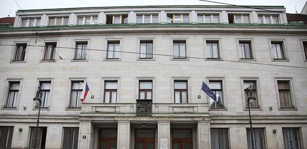 Ministerstvo financí komentuje základní ukazatele vývoje penzijního připojištění v České republice