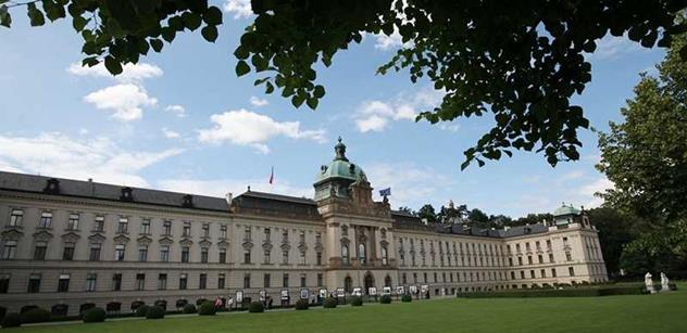 Úřad vlády otevře 1. května pro veřejnost oba své paláce