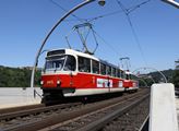 DPP a Policie ČR učí žáky, že tramvaj má na přechodu přednost