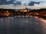 Praha: Dračí lodě na Vltavě již podvacáté