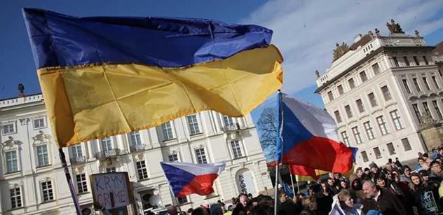 Exdůstojník BIS varuje Ukrajinu: Evropa vás využije a zavalí laciným zbožím. Doplatíte na to