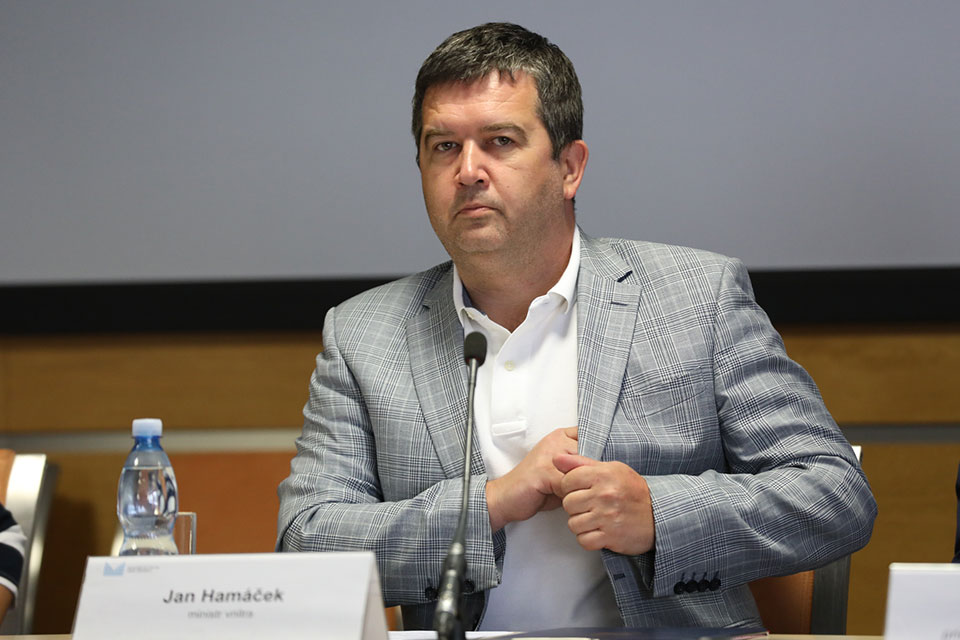 Ministr Hamáček: Společným cílem musí být nulová tranzitní migrace | ParlamentniListy.cz – politika ze všech stran - Vimarsana News