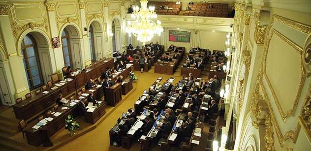 Sněmovna schválila v roce 2016 celkem 116 zákonů