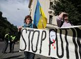 Demonstrace před Strakovou akademií na podporu Ukr...
