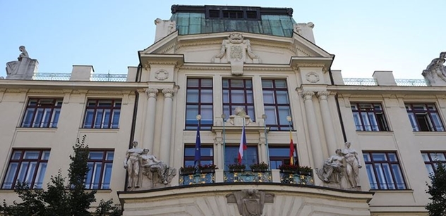 MHMP: Praha poskytne potřebným prostřednictvím škol finance na stravné nebo družinu