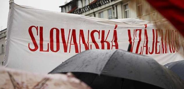 Kdo má danit české podnikatele na Krymu? Ve sněmovně se strhla hádka