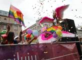 Pochod hrdosti gayů a leseb Prague Pride. Účastnil...