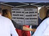 Demonstrace proti fašismu a za mír na Václavském n...