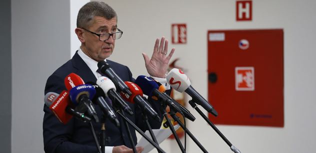 Premiér Babiš: Zakázali jsme reexport léků do zahraničí