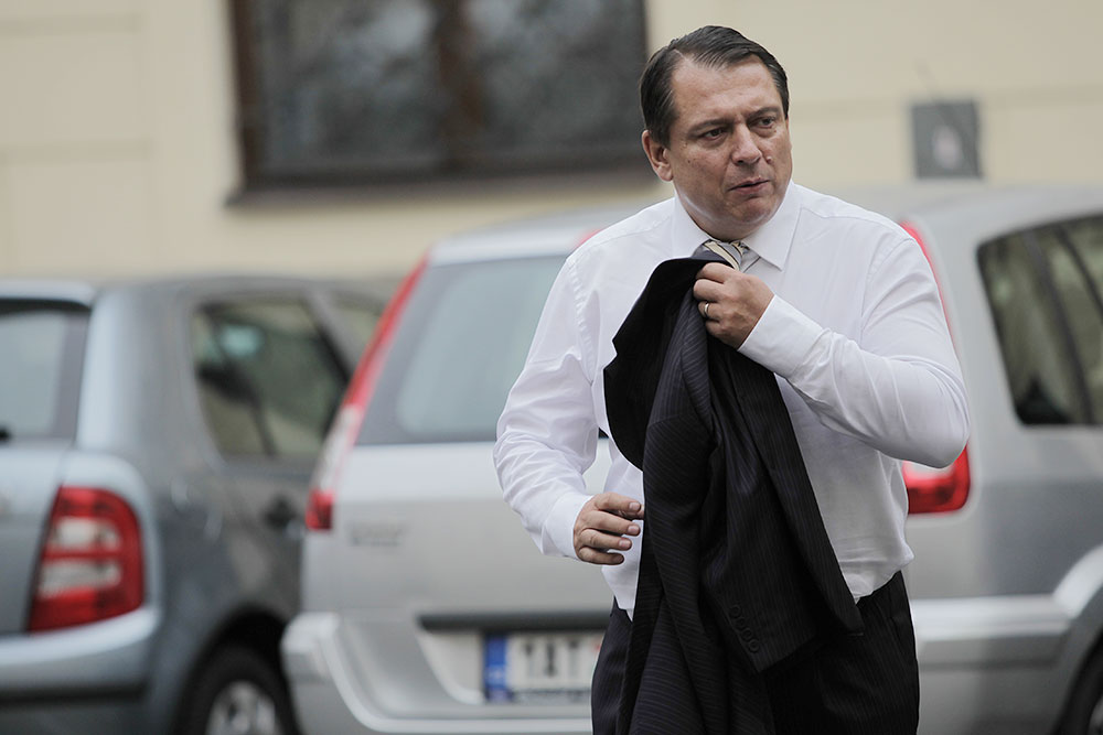 Jiří Paroubek: Zmrskal všechno… a zapomněl zaplatit | ParlamentniListy.cz – politika ze všech stran - Vimarsana News