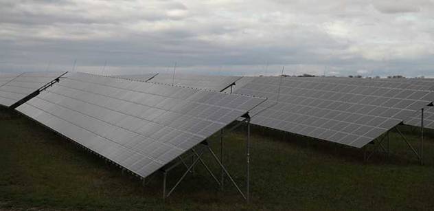 Soud zrušil licenci pro solární elektrárnu na Liberecku