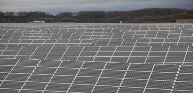 Necelý měsíc zbývá solárním elektrárnám do povinné registrace do kolektivního systému