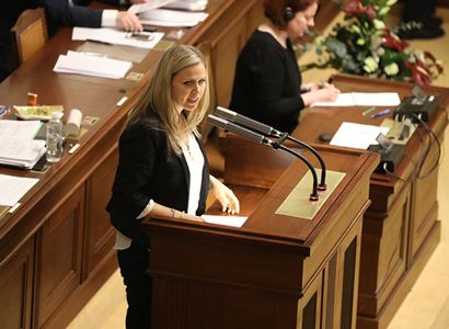Aulická Jírovcová (KSČM): Předvolební populismus zvítězil nad zdravým rozumem