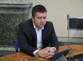 Ministr Hamáček: Připravíme novelu ústavního zákona o bezpečnosti