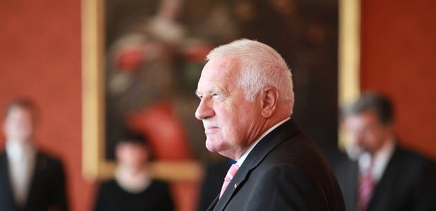 Václav Klaus premiérem? Média spekulují o Tluchořových plánech