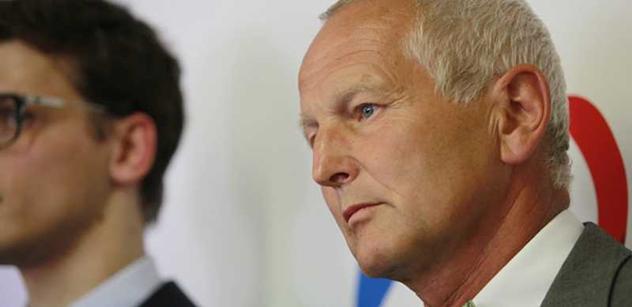 Fischer má dluhy, ale všechno zaplatí, slibuje šéf jeho výboru Pirk