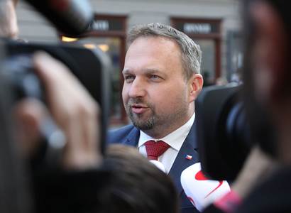 Jurečka odmítl výzvy k odchodu z funkce kvůli nahrávce, věří, že dodržel zákon