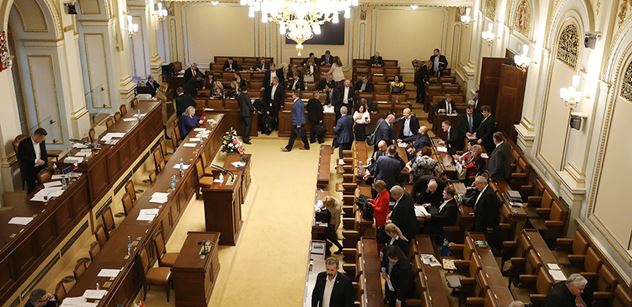 Sněmovna navrhla na nejvyšší ocenění Morávka, Balabána a Mašína