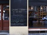 „Občanská neposlušnost“ pokračuje: Po republice se začínají otevírat restaurace, navzdory nařízením vlády