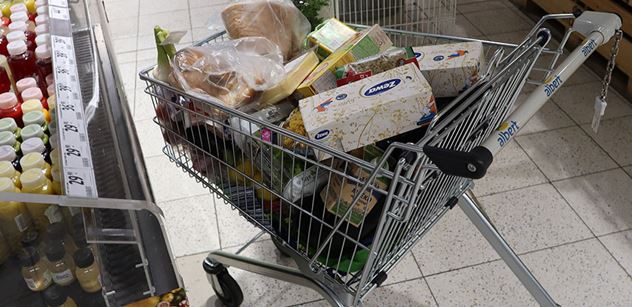 „Kupte chudým jídlo.” Češi se naštvali. A vytáhli Ukrajinu